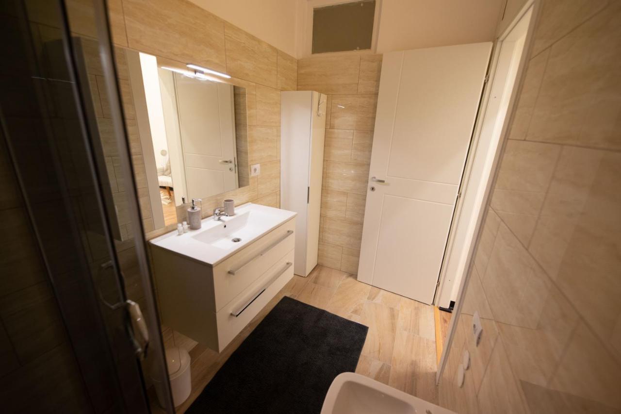 Guest House Palazzo Carmine Genoa Luaran gambar